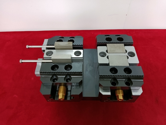 CNC-Horizontalfräsmaschinenschraubstock 0,02 mm 4-Achsen-Handwechsel
