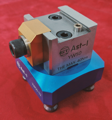 OEM-Präzisions-Schwalbenschwanzbefestigung 4-Achsen-Maschine aus legiertem Stahl YW50-52