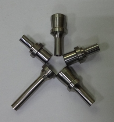 Passivierungs-Präzisions-CNC-Bearbeitungsteile CAE 150 mm Kundenspezifisch 12