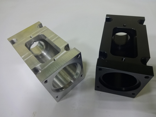 Härte Benutzerdefinierte CNC-Aluminiumteile 120 mm eloxierte CNC-Frästeile