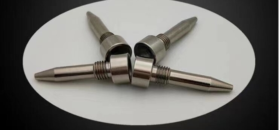 Hochpräzise Titan-CNC-Bearbeitungsteile Stahloxid-Räumtyp