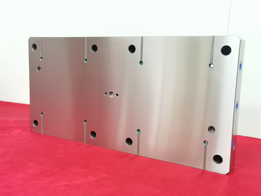 Achsen-Beleuchtungs-Befestigungen mit 3/4/5 CNC-Achsen-Unterstützung - Soem verfügbare 208*106*25mm
