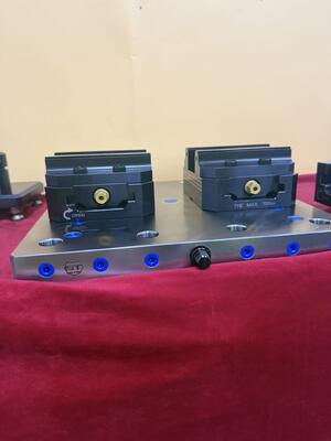 Mehrfachachsverstellbares CNC-Arbeitshalter aus gehärtetem Stahl für das Halten von Werkstücken